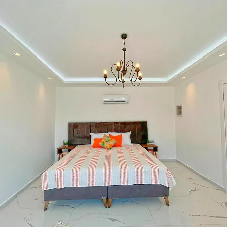 Nisa Villa